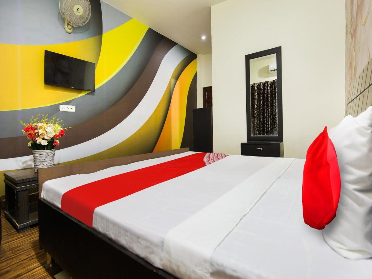 Oyo Flagship Hotel Le Aley Regency Ludhiana Eksteriør bilde
