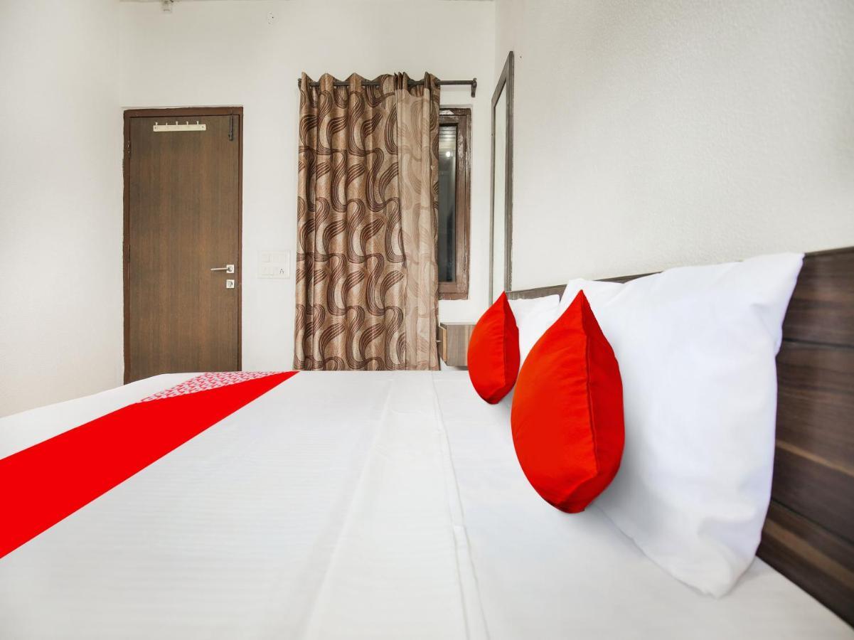 Oyo Flagship Hotel Le Aley Regency Ludhiana Eksteriør bilde