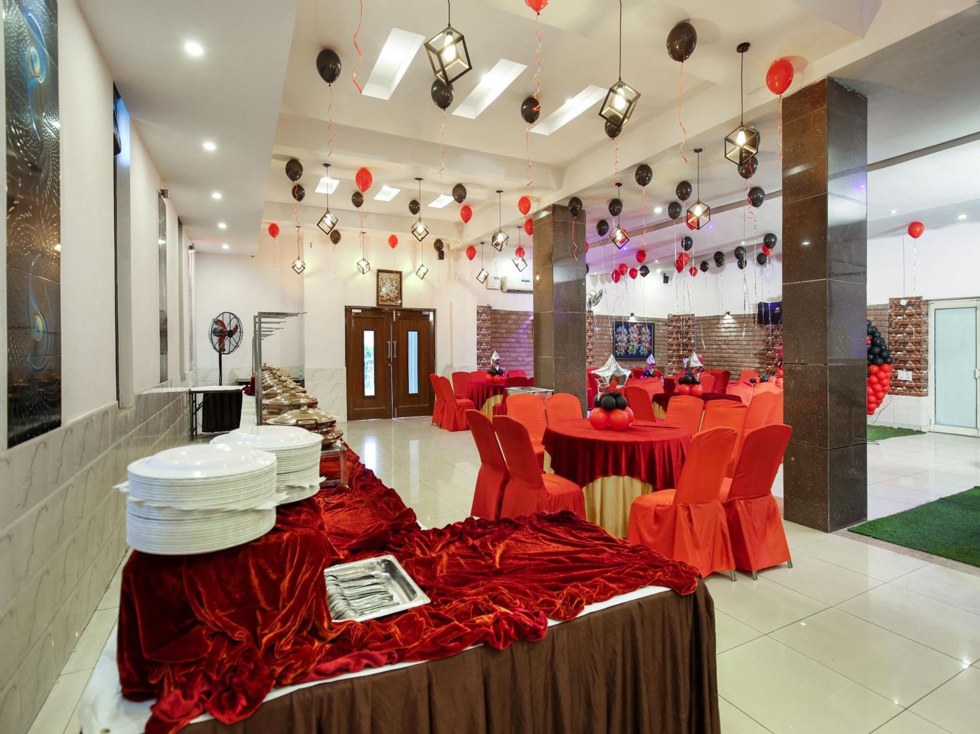 Oyo Flagship Hotel Le Aley Regency Ludhiana Eksteriør bilde